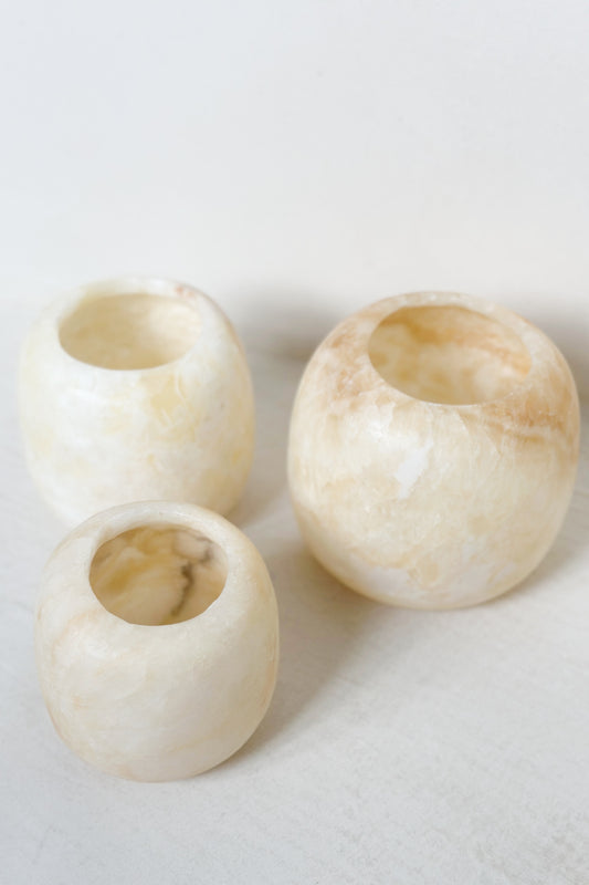 Alabaster kaarsenhouder L - white